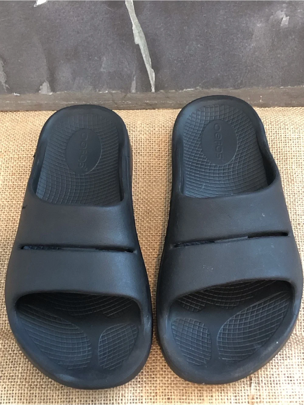 Oofos OOahh Slides sz 6